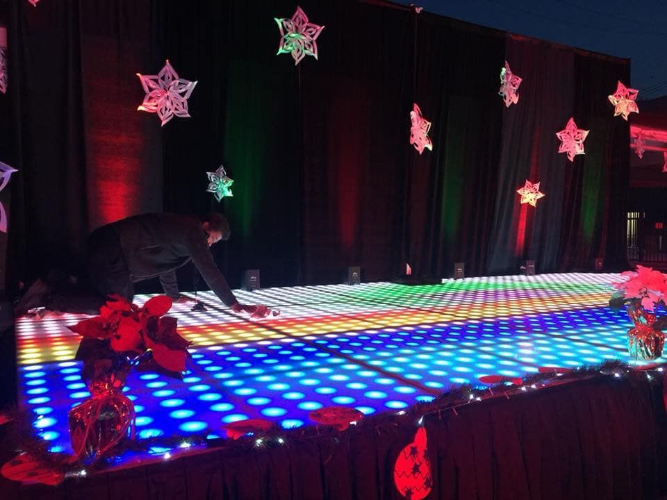 sld4 video projector rental